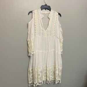 White cold shoulder dress gauze with lace detail never worn